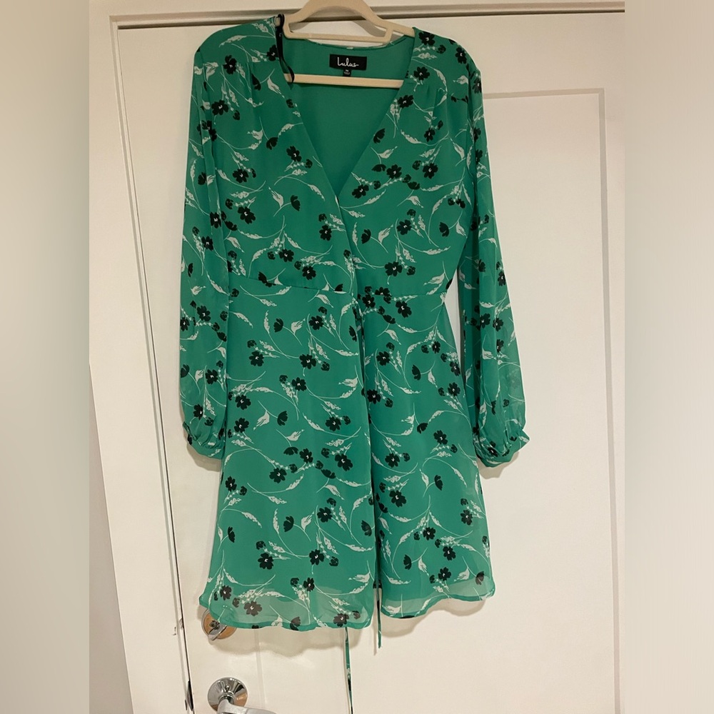 Lulus cross over front tie dress.